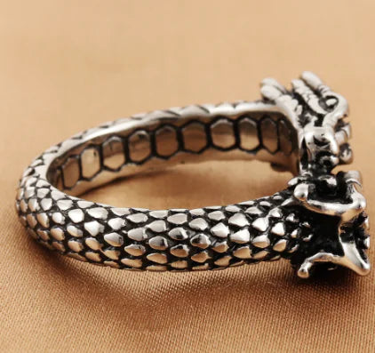 Titanium Steel Retro Chinese Dragon Ring (European & American)